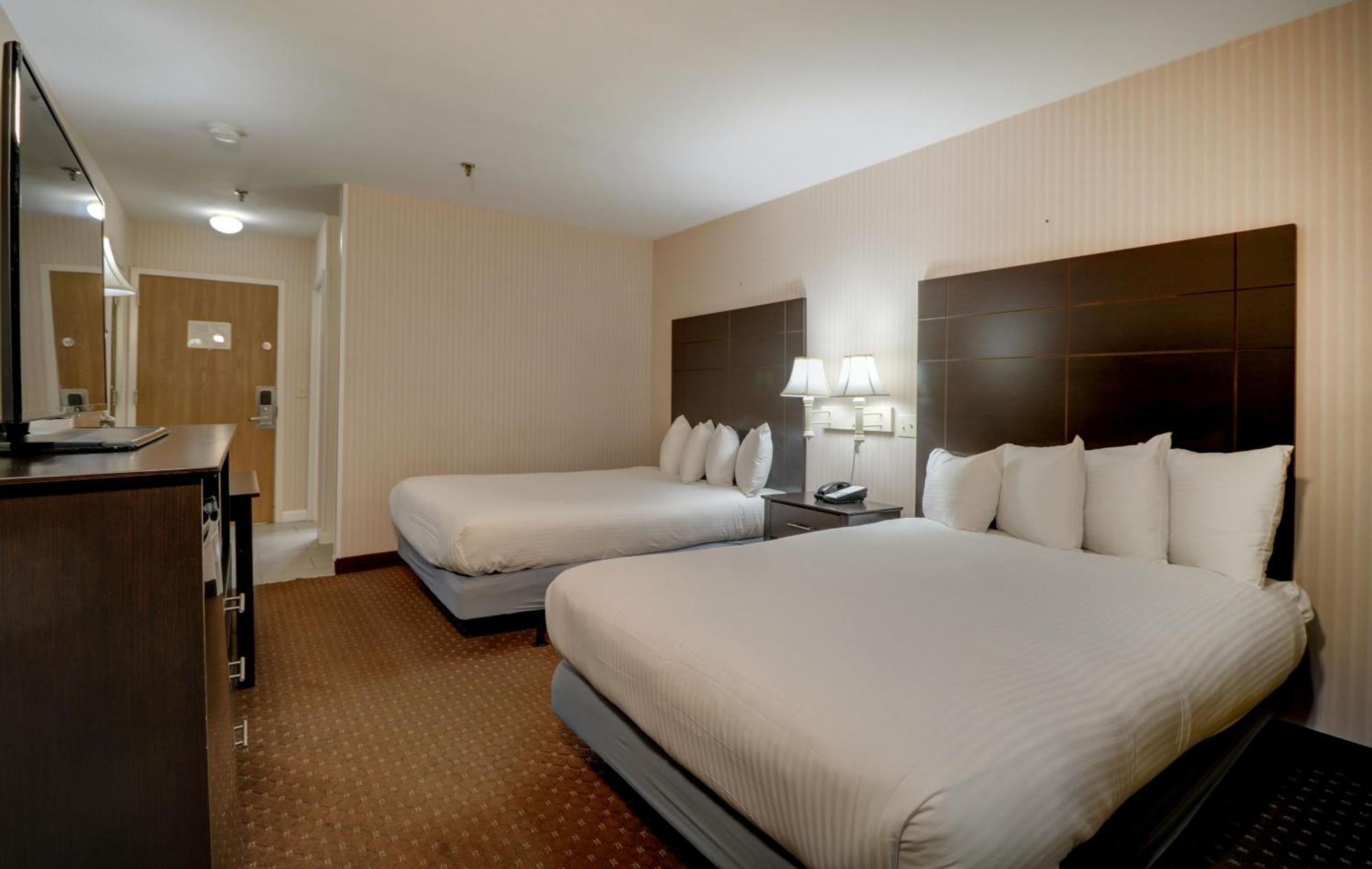 Anchorage Inn And Suites Portsmouth Exteriör bild